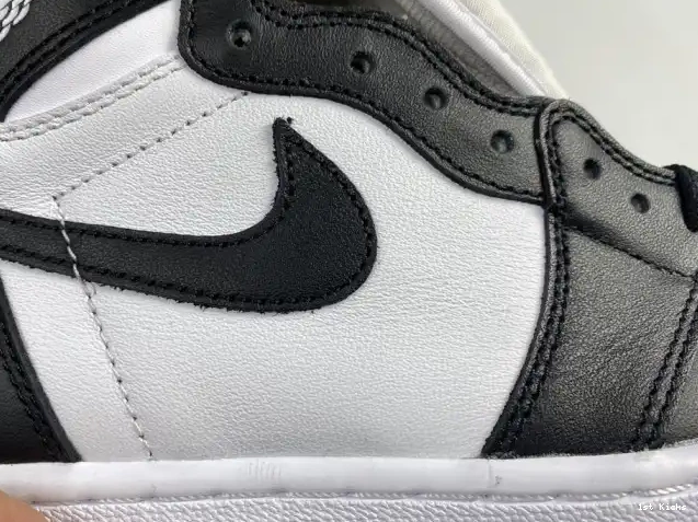 1st Kicks (2014) Black 555088-010 Air Retro Jordan 1 White 0602